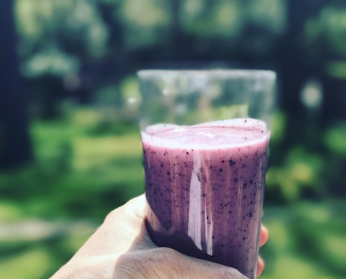 Healthy-snack-fruit-smoothie.jpg